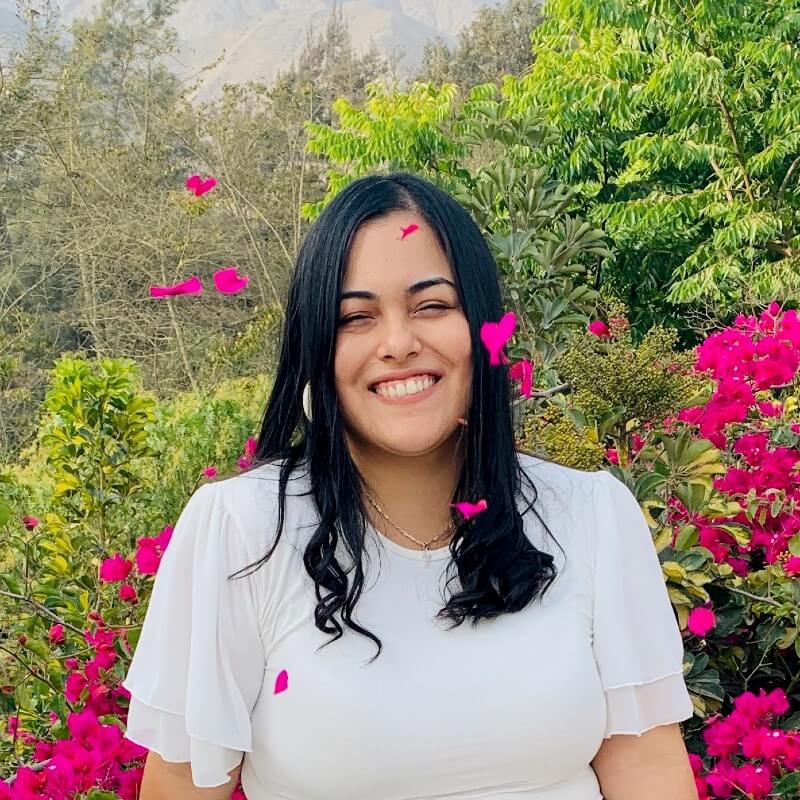 Estefania Flores